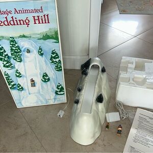 Department 56 Village Animated Sledding Hill Christmas Holiday Works Great